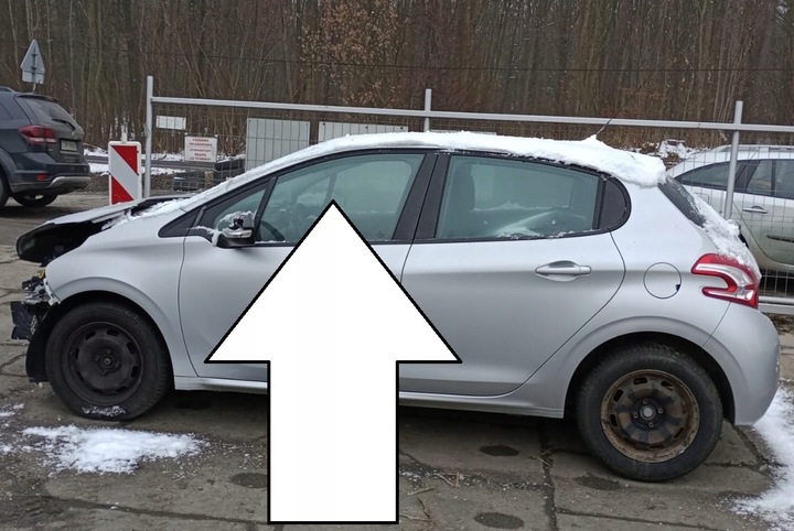 фото №1, Стекло дверная левая перед peugeot 208 i phi 5d 12-
