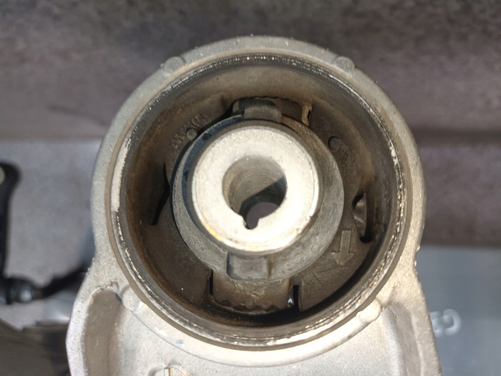 фото №10, Bmw g31 5 подрамник балка стержень стабилизатора зад 2.0 i колыбель подвешивание