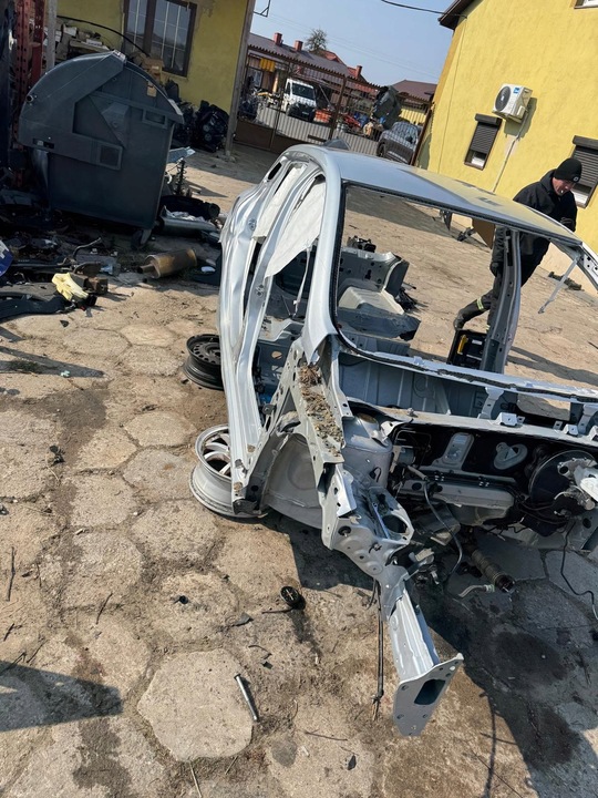 фото №1, Четверть фартук лонжерон правые перед передняя renault clio v ted69