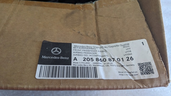 фото №11, M новый оригинальный kpl ремней безопасности mercedes c-klasa w205 красный