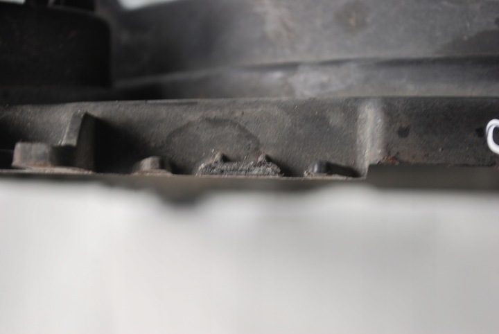 фото №7, Корпус вентилятора nissan note 1.4b 1831443000