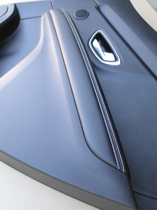 фото №10, Оббивка задня права scenic iv 4 ролета