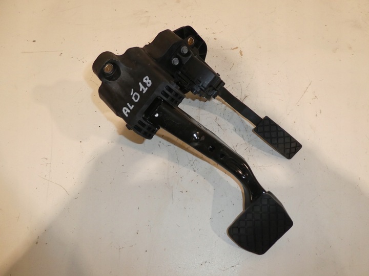 фото №1, Педаль газа тормоза amarok 2h0 2h1 6q1723503p