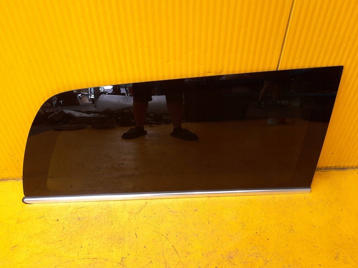 фото №1, Mercedes-benz v class w447 скло кузовна зад задня права 14r.