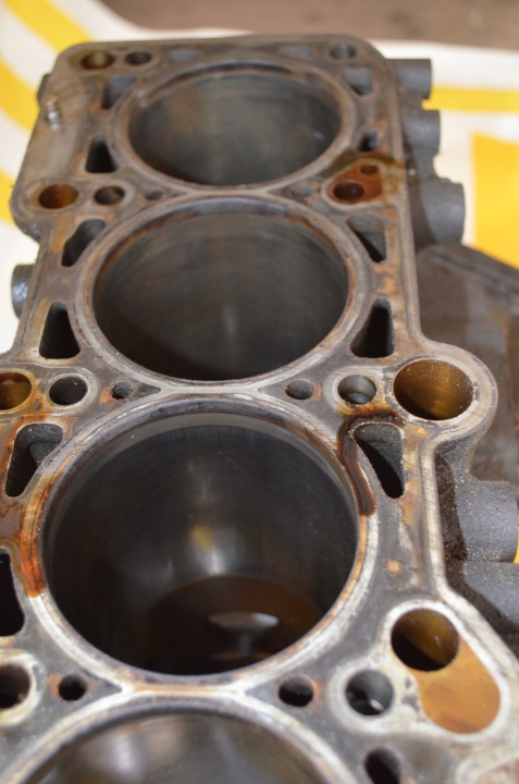 фото №12, Блок двигателя низ 1.8 t bfb avj bex audi a4 b7 vw seat 06a103021k