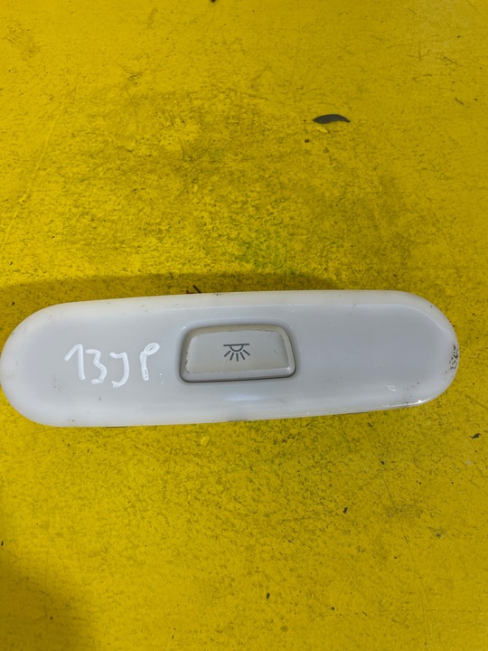 фото №1, Audi a4 b8 - лампа подушка