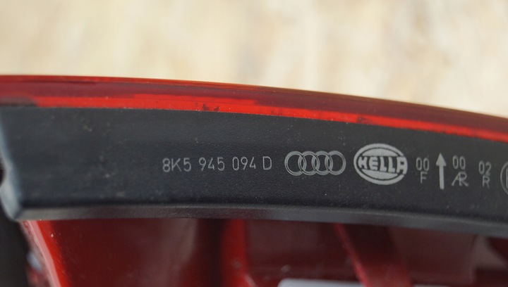 фото №10, Лампа правий зад audi a4 b8 sedan кришка 8k5945094d
