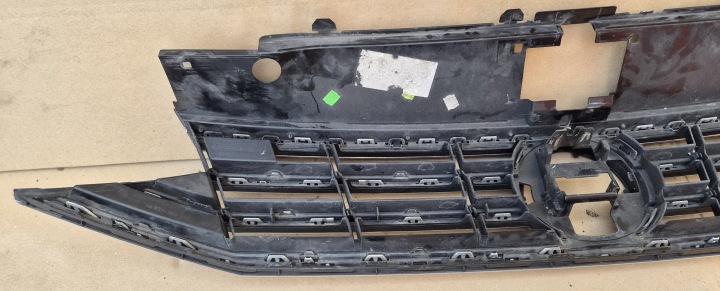фото №7, Решётка решётка радиатора перед vw passat b8 рестайлинг r-line 3g0853651an