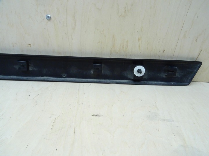 фото №6, Peugeot 2008 рестайлинг планка дверь левый перед 9678407077