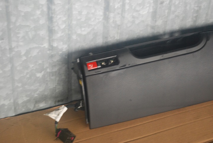 фото №7, Бардачок двері праві перед audi a8 d3 4e1868978a