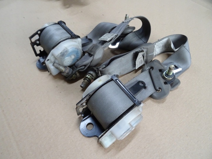 фото №7, Nissan patrol pas ремни левое правое зад 2-rząd gr y61 5d комплект