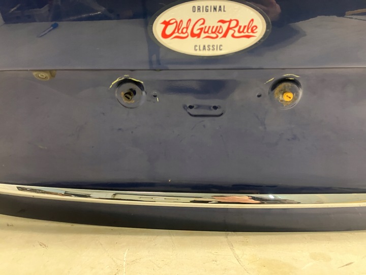 фото №11, Avensis t29 t27 рестайлінг універсал кришка кришка багажника 8t5 світла скло англієць