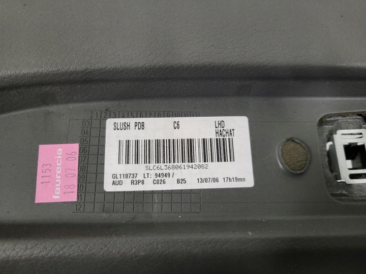 фото №5, Audi a6 c6 06r hachat achat капот консоль air bag торпедо