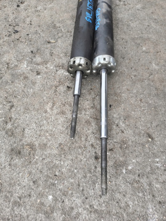 фото №2, Alfa romeo giulietta комплект амортизаторов задних