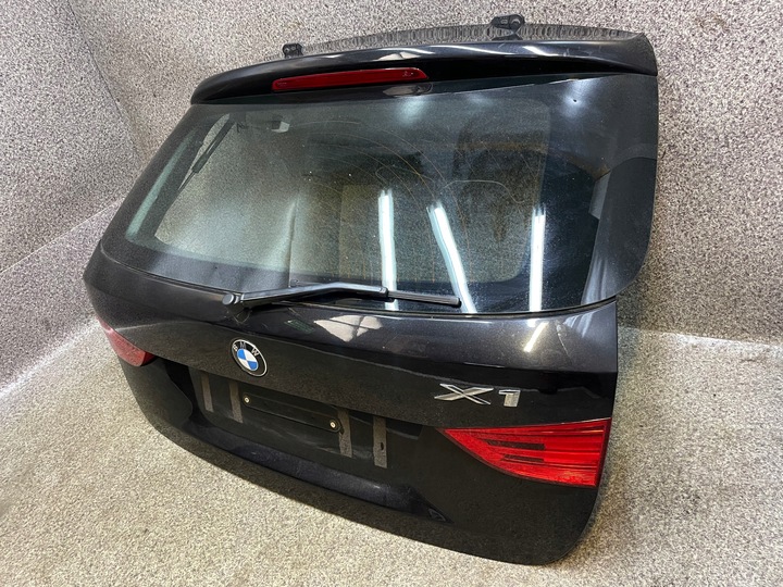 фото №7, Крышка багажника стекло лампы зад сплав 475/9 чёрная bmw x1 e84 120umfe чёрный