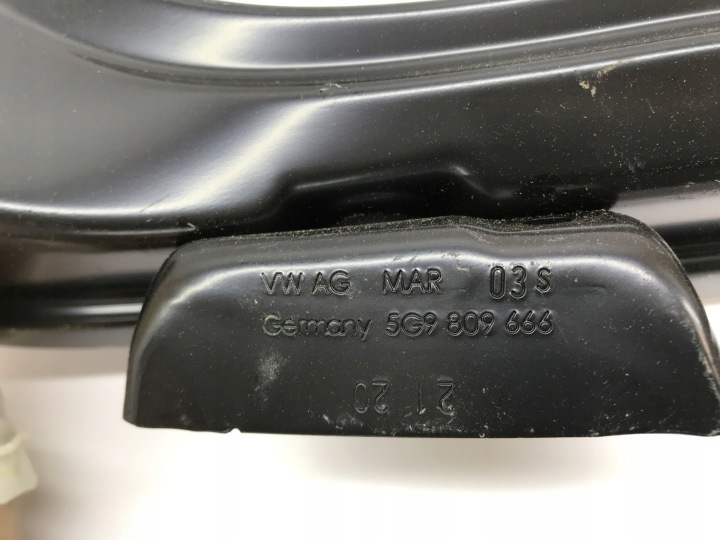 фото №8, Усилитель стойка крыша vw golf vii 5g9809642b