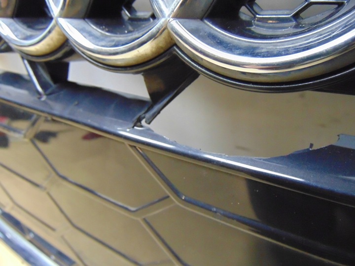 фото №10, Решётка решётка радиатора audi a4 b9 s-line 8w0853651eb