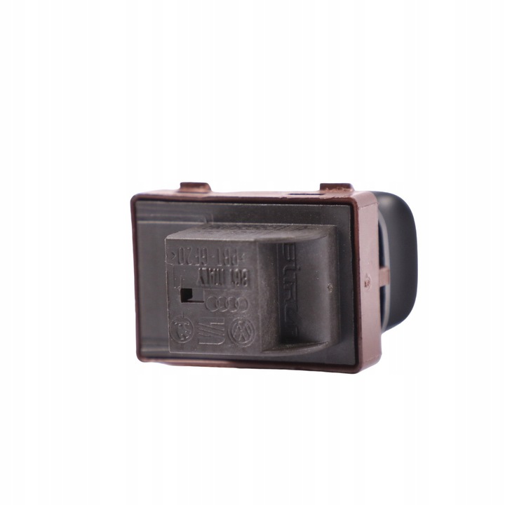 фото №12, Audi a4 b8 8k кнопка открывания крышки багажника 8k0959831a