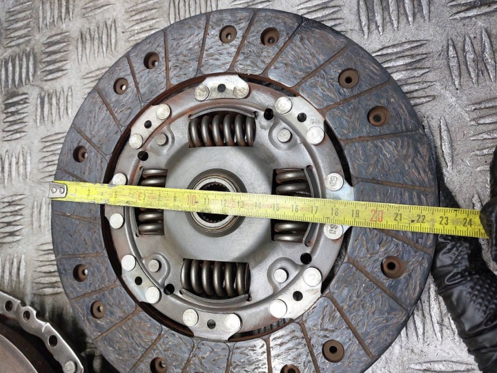 фото №10, Зчеплення диск притиск koło маховики volkswagen polo iv 1.9 tdi 037105273c