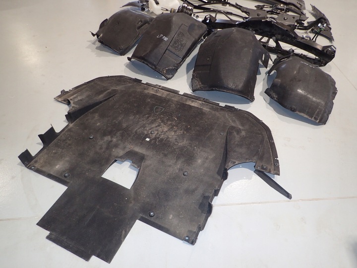 фото №7, Lamborghini aventador lp700 комплектный перед капот бампер лампы крылья