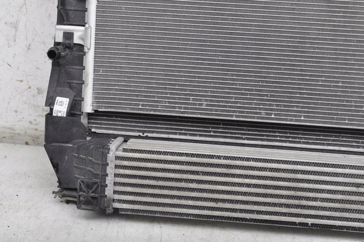 фото №6, Bmw f40 1.5 радиатор воды комплект 2020r