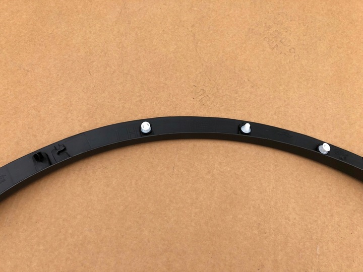 фото №10, Накладка крыльев левый зад 168386100a 1683865-00-a do tesla модель y