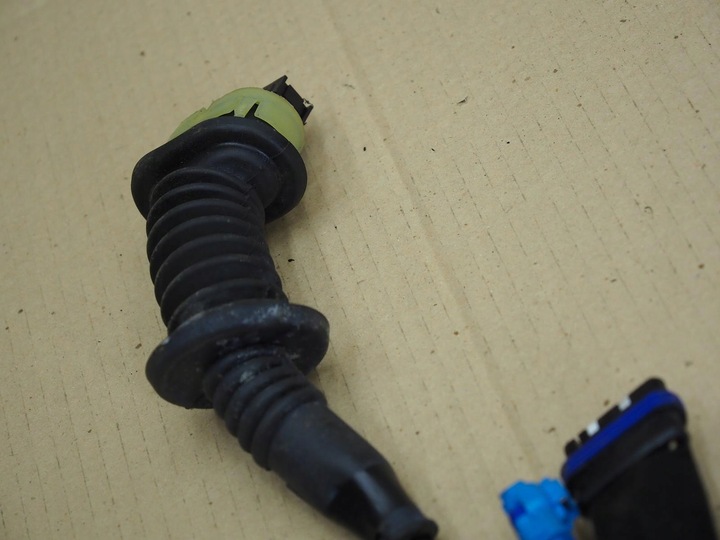 фото №16, Peugeot 307 cc cabrio установка дверь правая евро