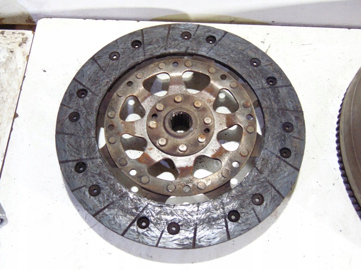 фото №7, Колесо двухмассовый scudo jumpy 307 1.6 hdi 9hy