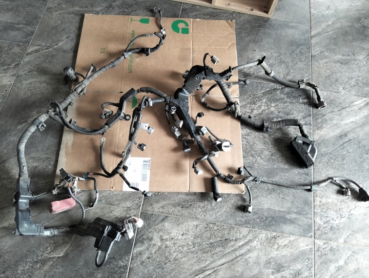 фото №13, Жгут двигателя toyota e15 auris corolla t27 1.6b vvti