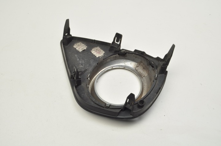фото №7, Toyota yaris iii решётка бампера галоген правая 81481-0d260