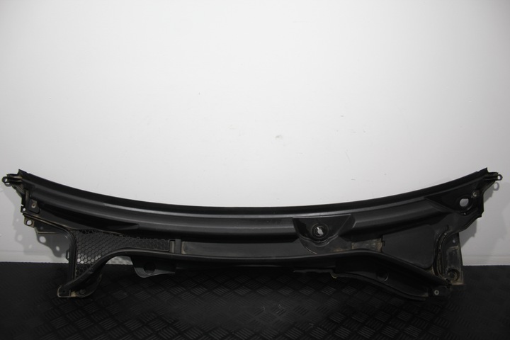 фото №1, Панель під лобовим склом stelvio 156134659