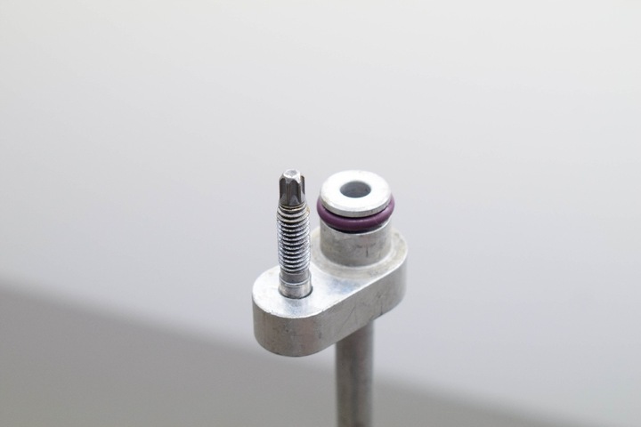 фото №7, Трубки кондиционера mercedes-benz gla x156 a2468301002 2015