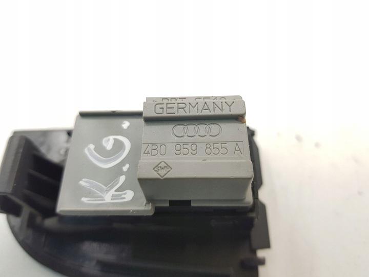 фото №7, Audi a6 s6 c5 4b 2002 зад сторона ліва кнопки скло