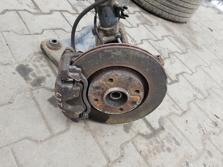 фото №2, Citroen c3 ii 1.4 vti амортизатор поворотный кулак левая