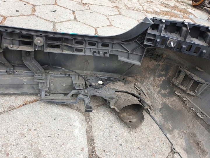 фото №9, Mercedes класс e w212 e220 14r рестайлинг sedan бампер зад pdc kpl