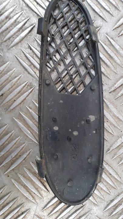 фото №9, Mercedes w220 решітка бампера ліва права перед a2208850223