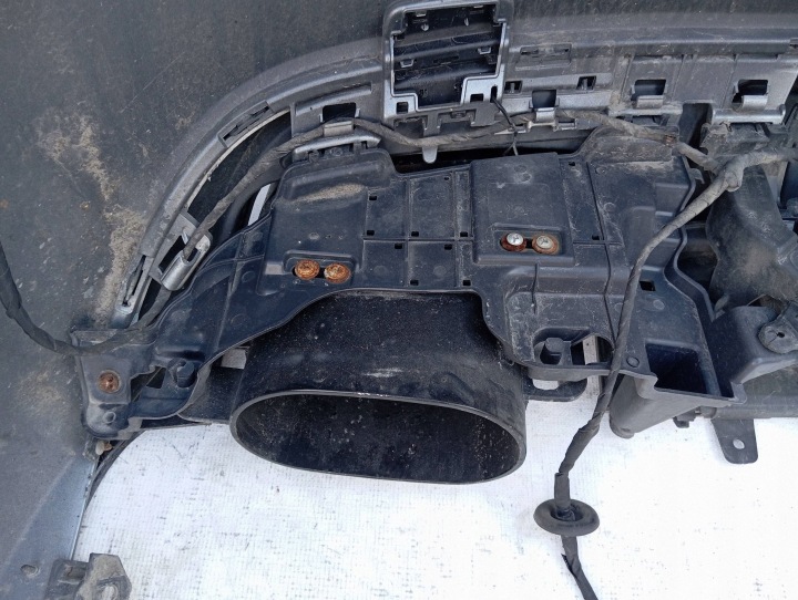 фото №9, Задний бампер mercedes w205 sedan amg a2058555738 оригинал