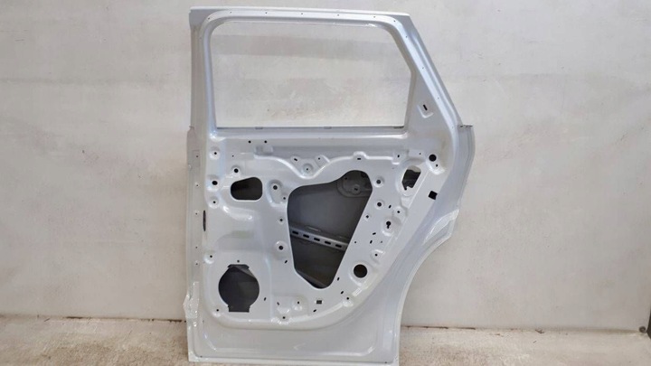 фото №12, Cadillac lyriq 2022-2025 дверь правые зад