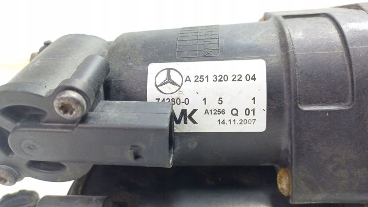 фото №7, Компресор підвіски пневматичної  заднього mercedes r w251 a2513202204