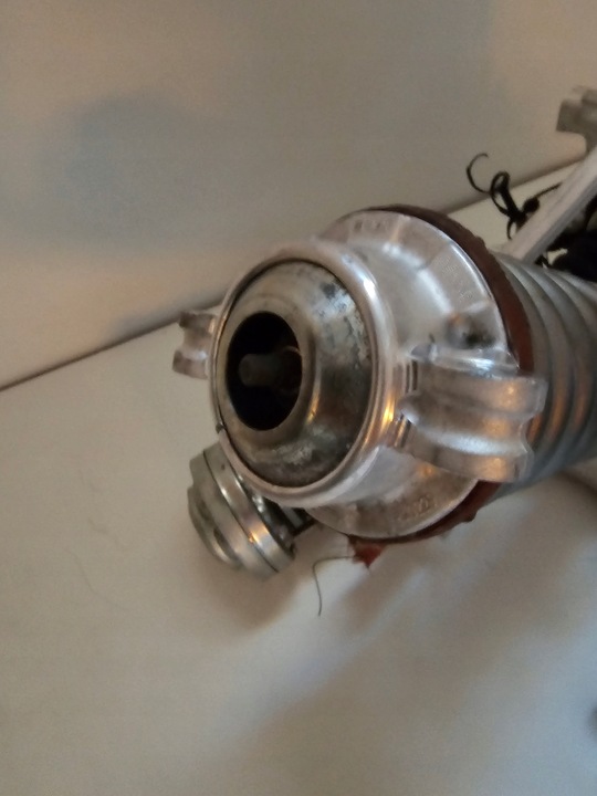 фото №10, Ferrari sf90 stradale f173 поворотна опора правий зад 870132 multimatic dssv