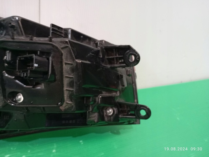 фото №11, Лампа права задня skoda superb iii 3v9 універсал рестайлінг 3v9945208