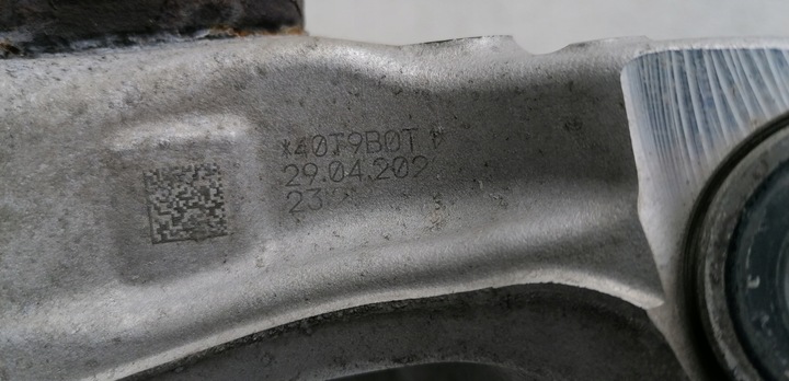 фото №13, Vw id.3 id.4 поворотный кулак + амортизатор правый перед 22r.