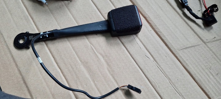 фото №1, A6 c8 4k застібка ременя безпеки перед 4k8857755h a7 4k