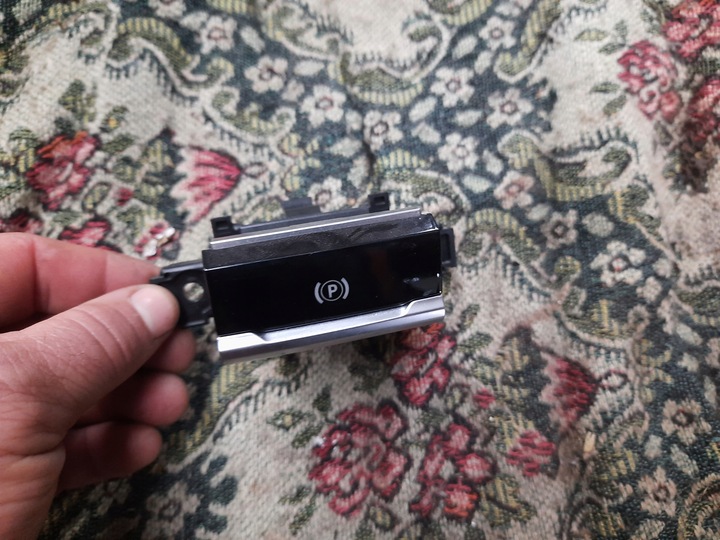 фото №5, Кнопка тормоза ручного c4 picasso ii 96781160