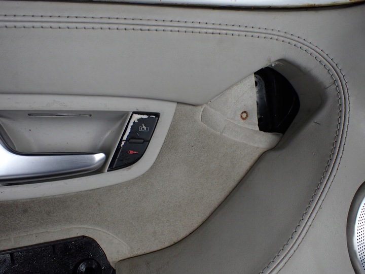 фото №5, Боковина двері лівий перед динамік bang & olufsen audi s8 a8 4e0868015 коротка