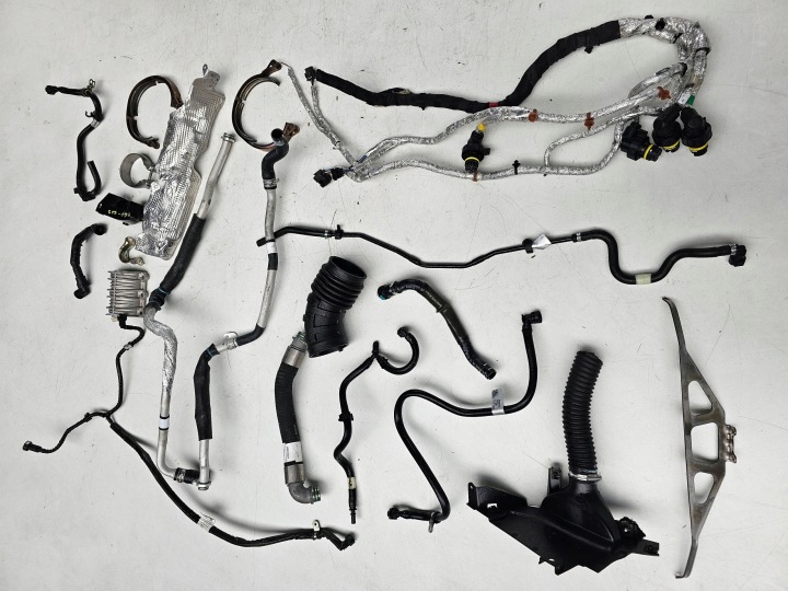 фото №8, Ferrari 296 speciale рама задняя зад балка rear subframe 985966511 комплектная