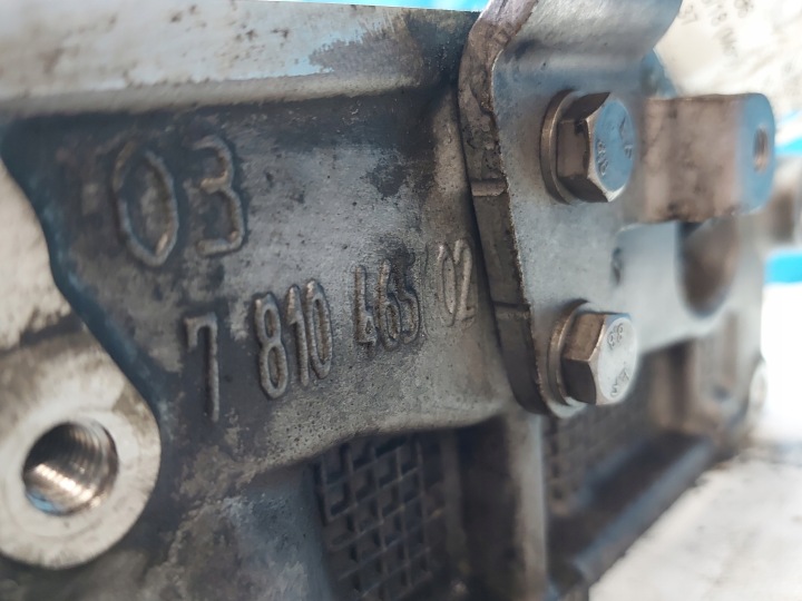 фото №13, Головка bmw f10 2.0 td 78104630200