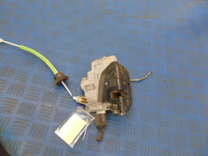 фото №5, Audi a3 8p замок дверь правые зад 4f0829016