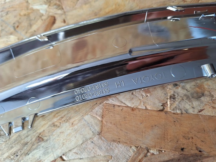 фото №7, Планка хром лампы левая 53182-02010 toyota corolla e16 13-