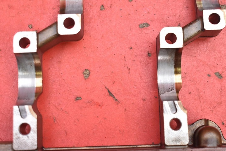 фото №6, Основа валків розподільний вал 03l103286 vw passat b6 2.0 tdi 140 km 05-10